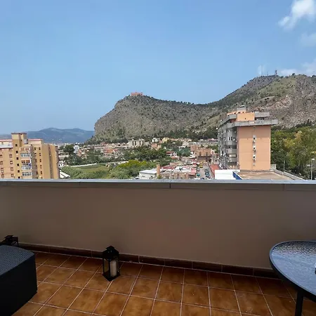 Igeapartment Палермо
